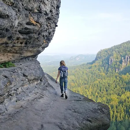 Elbjuwel * 库洛特拉森